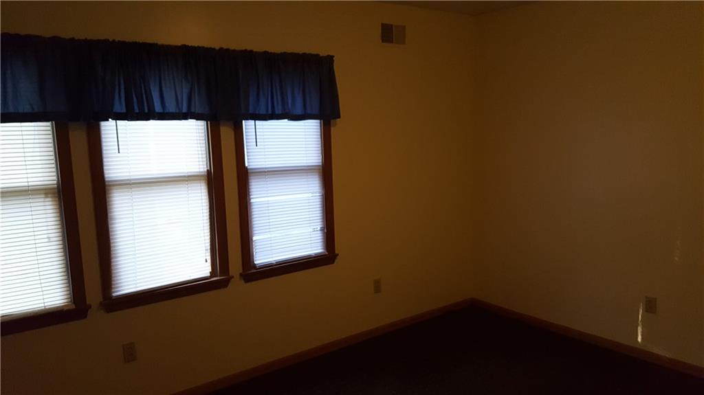 4044 Dickey Road Gibsonia, PA 15044 - Photo 10 of 17 Gallery Image 10