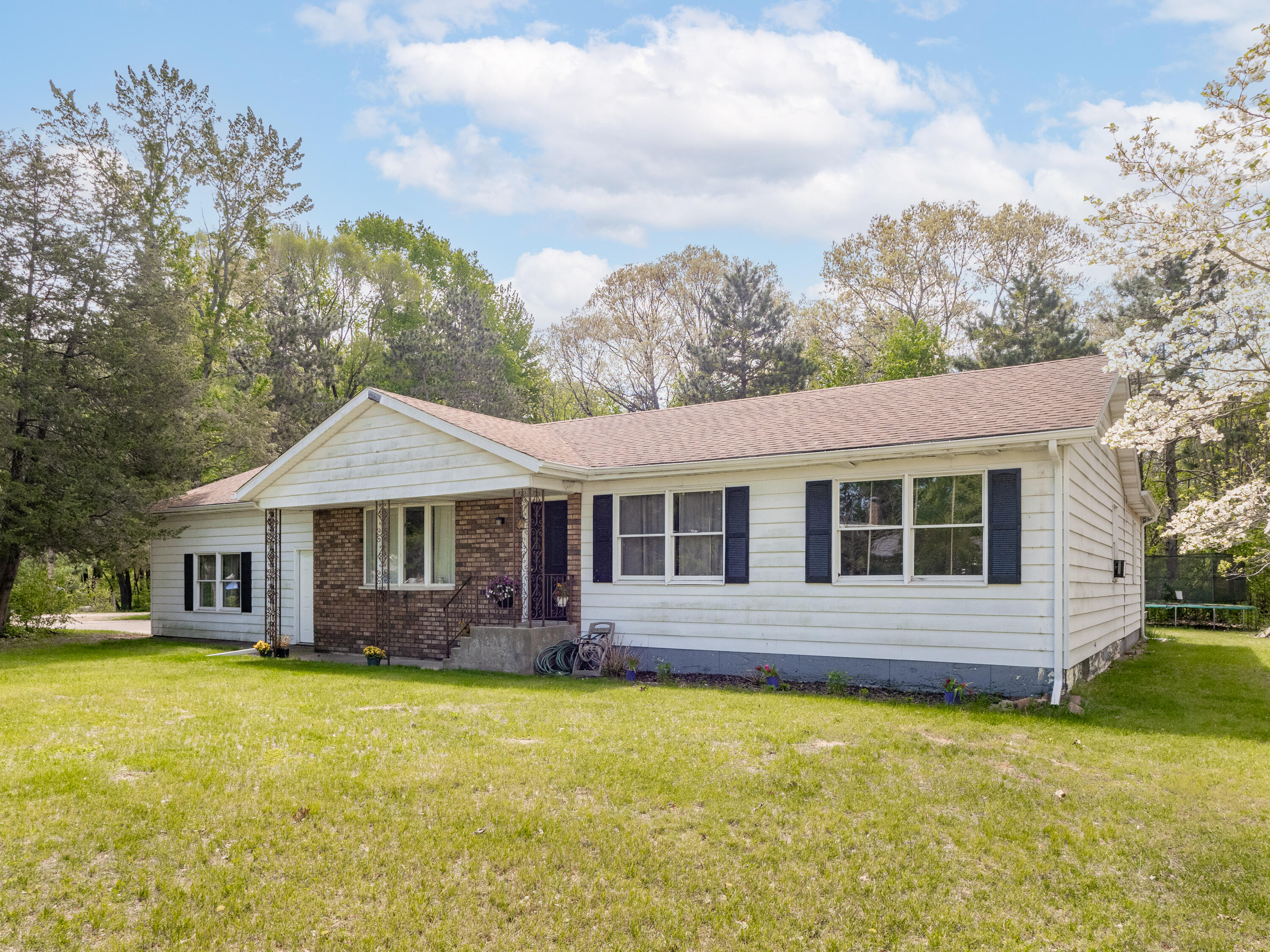45523 Eleanor Dr-101