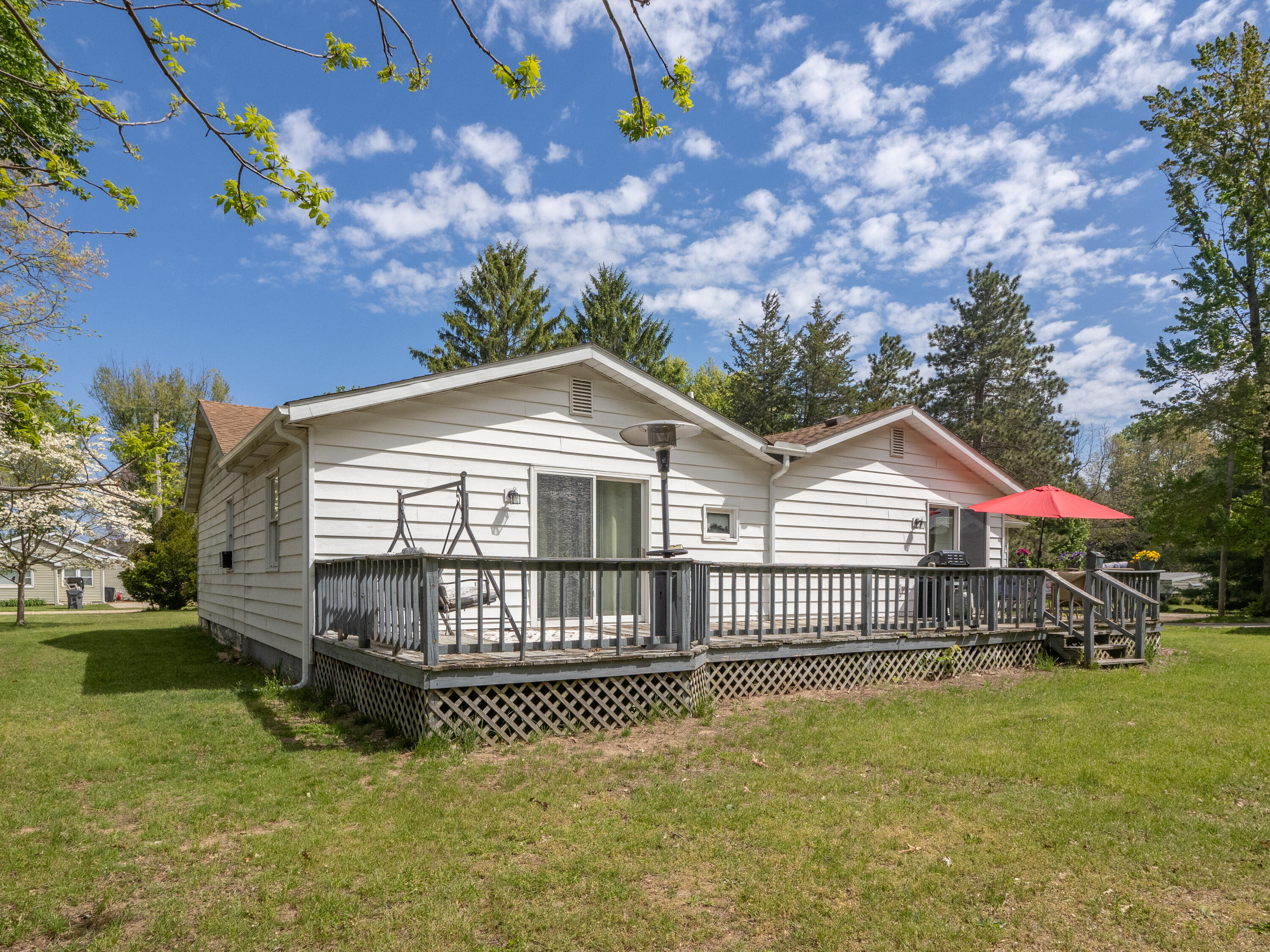 45523 Eleanor Drive Decatur, MI 49045 - Photo 2 of 40 45523 Eleanor Dr-130