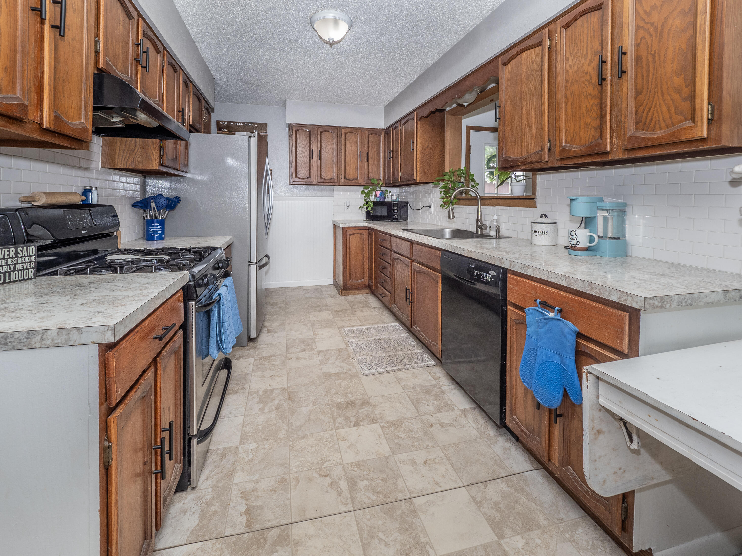 45523 Eleanor Drive Decatur, MI 49045 - Photo 10 of 40 45523 Eleanor Dr-107