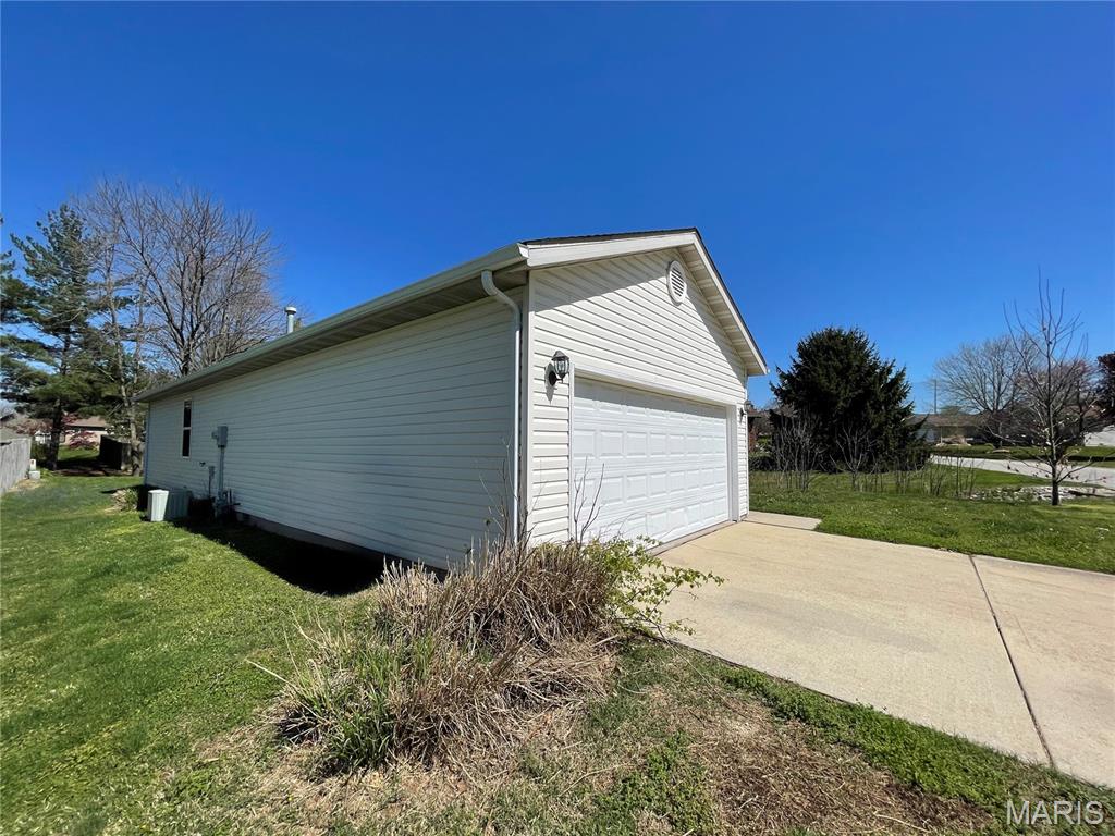 133 Rio Verde Drive Belleville, IL 62221 - Photo 23 of 26 Gallery Image 23