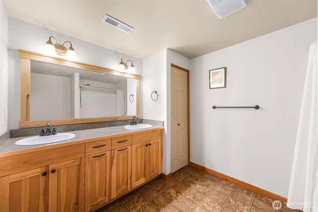 $874,000 | 1660 Eastwood Way, Lynden, WA 98264