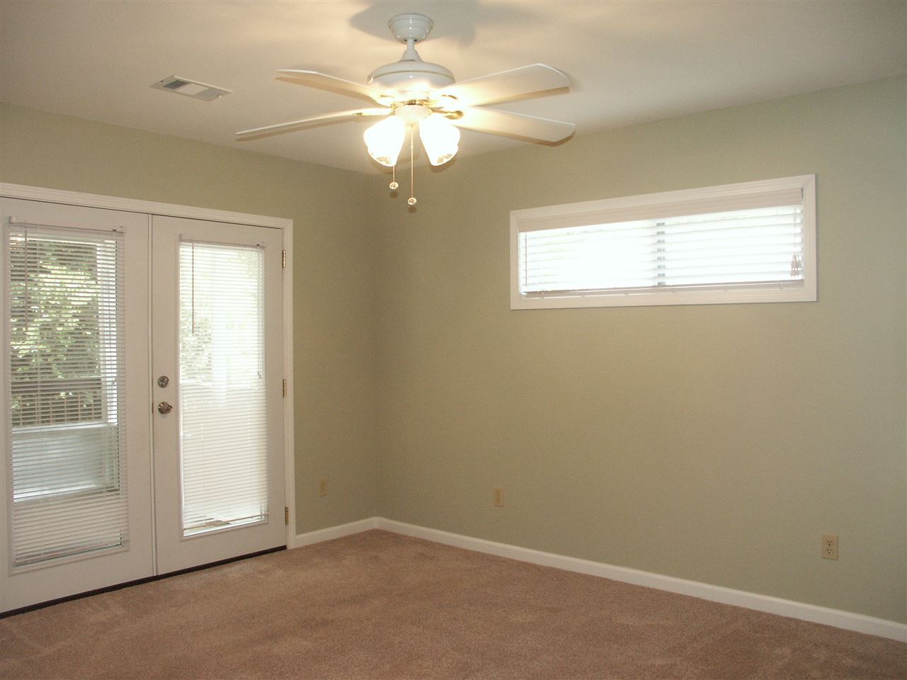 1208 Ridgewood Drive Lillian, AL 36549 - Photo 7 of 21 Master Bedroom