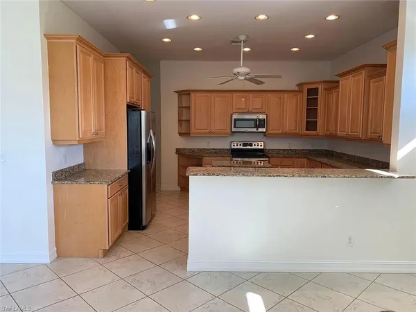 $6,500 | 2727 13th Street North, Naples, FL 34103
