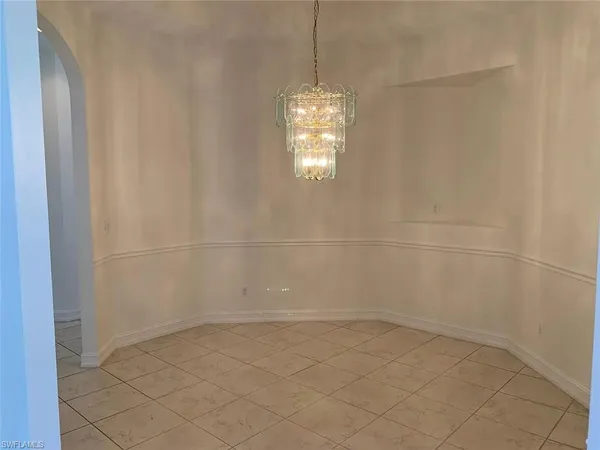 $6,500 | 2727 13th Street North, Naples, FL 34103