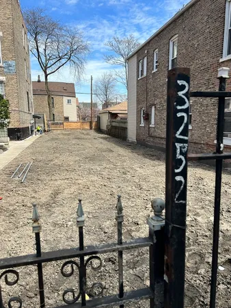 $40,000 | 3252 West 23rd Street, Chicago, IL 60623