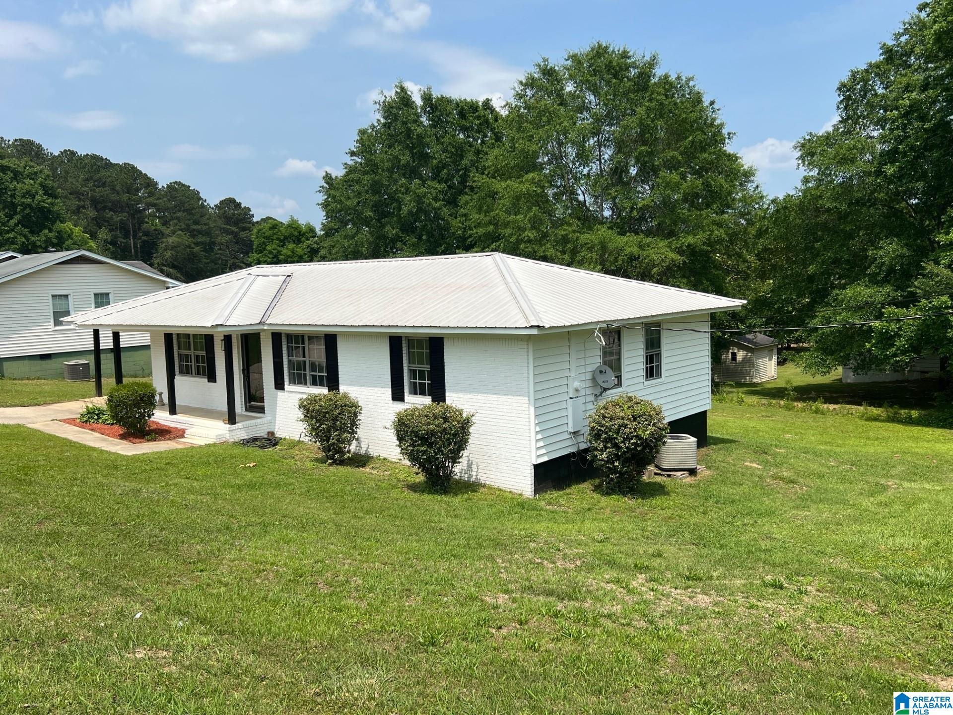 707 Alpine Street Oneonta, AL 35121 - Photo 11 of 14