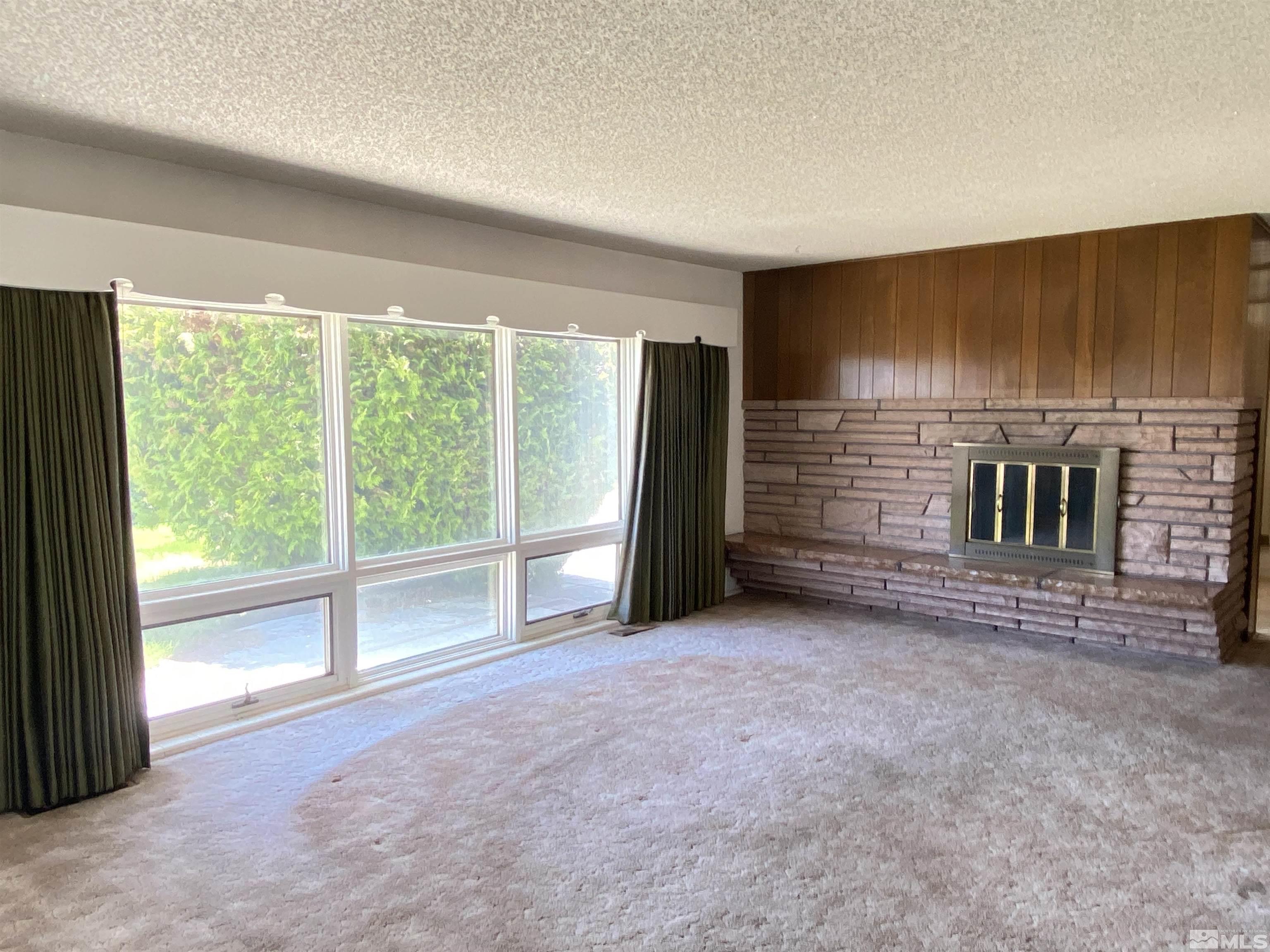 3065 Windermere Road Sparks, NV 89431 - Photo 12 of 32 Photo 12