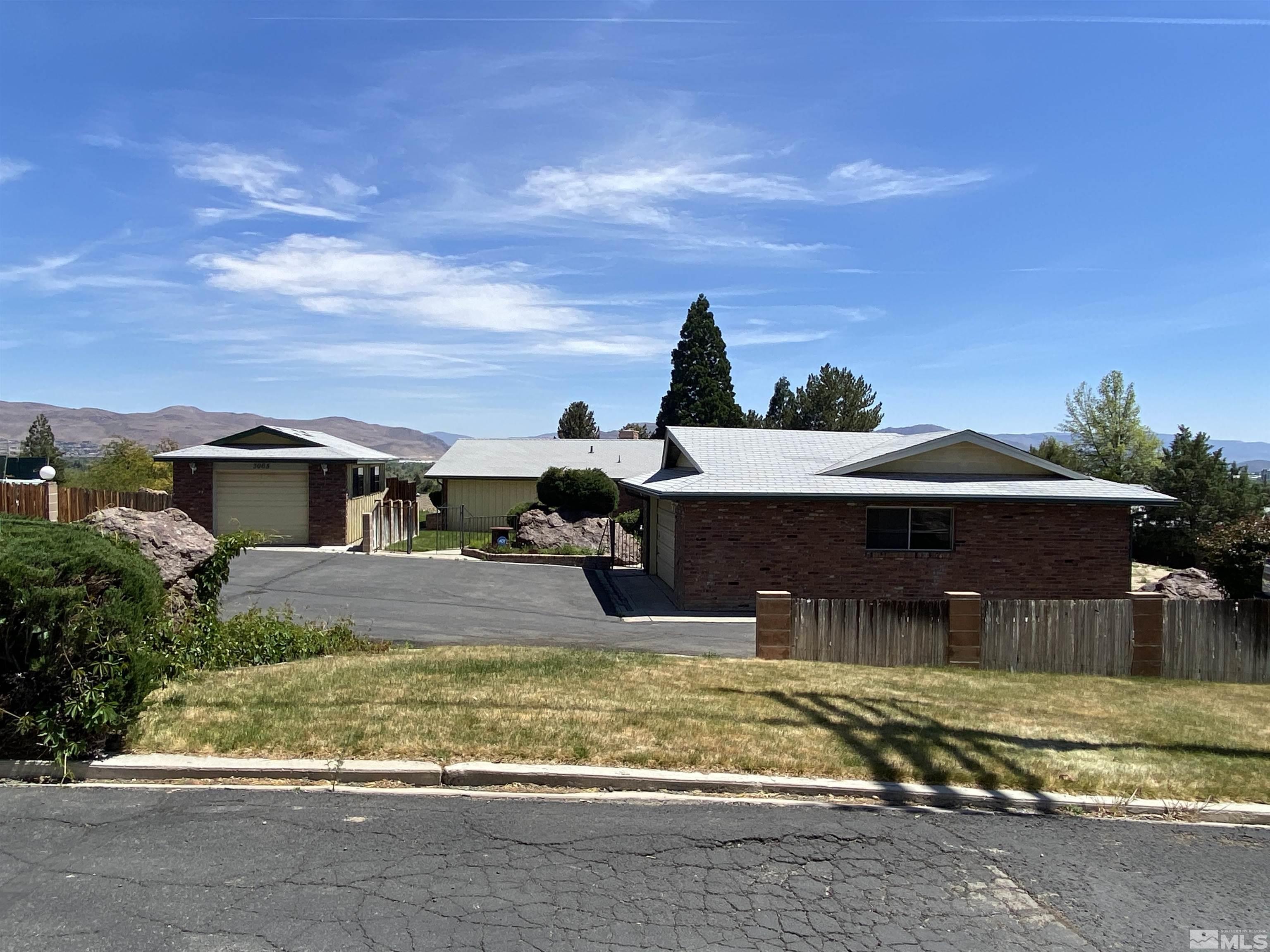 3065 Windermere Road Sparks, NV 89431 - Photo 2 of 32 Photo 2