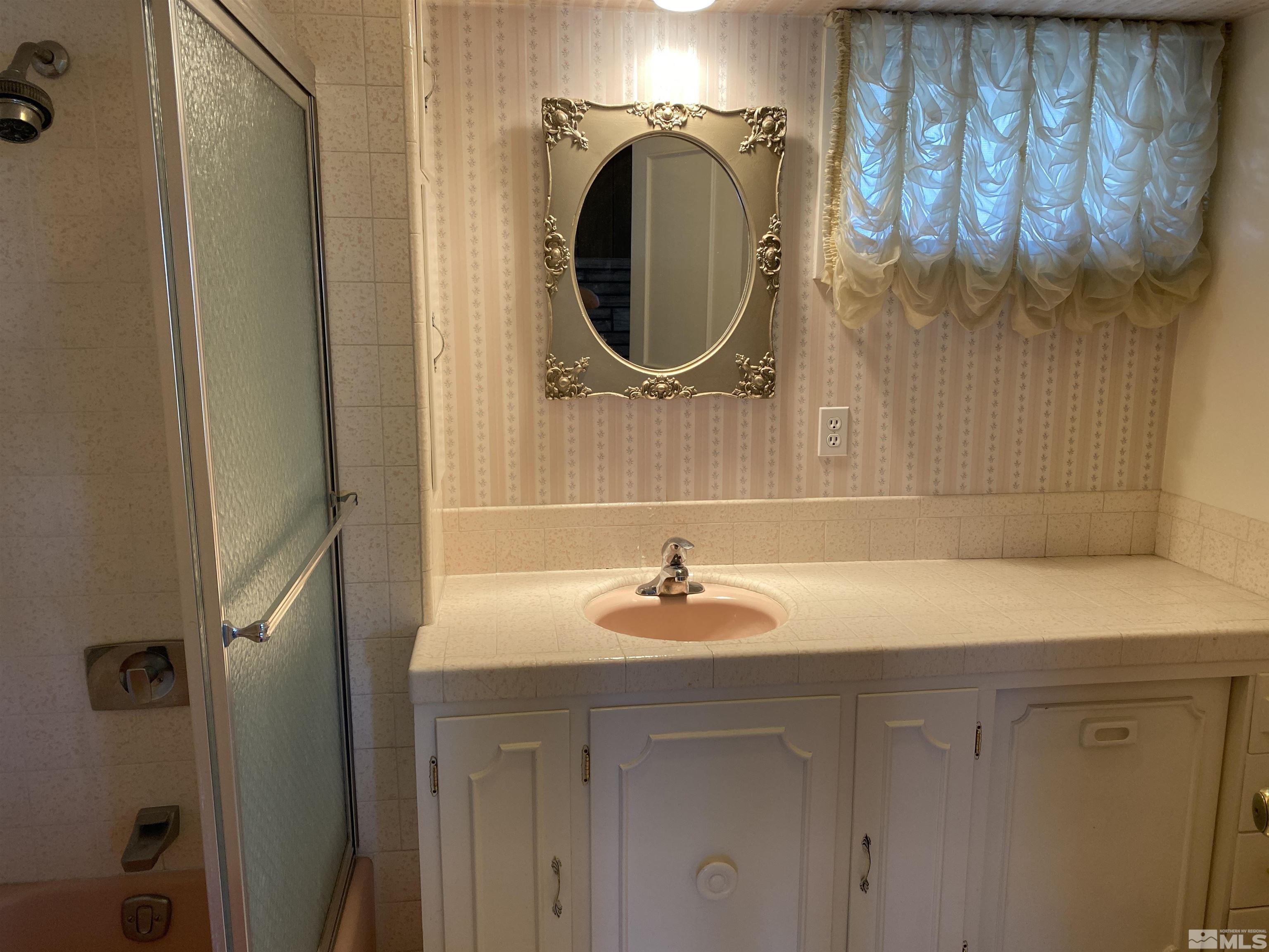 3065 Windermere Road Sparks, NV 89431 - Photo 24 of 32 Photo 24