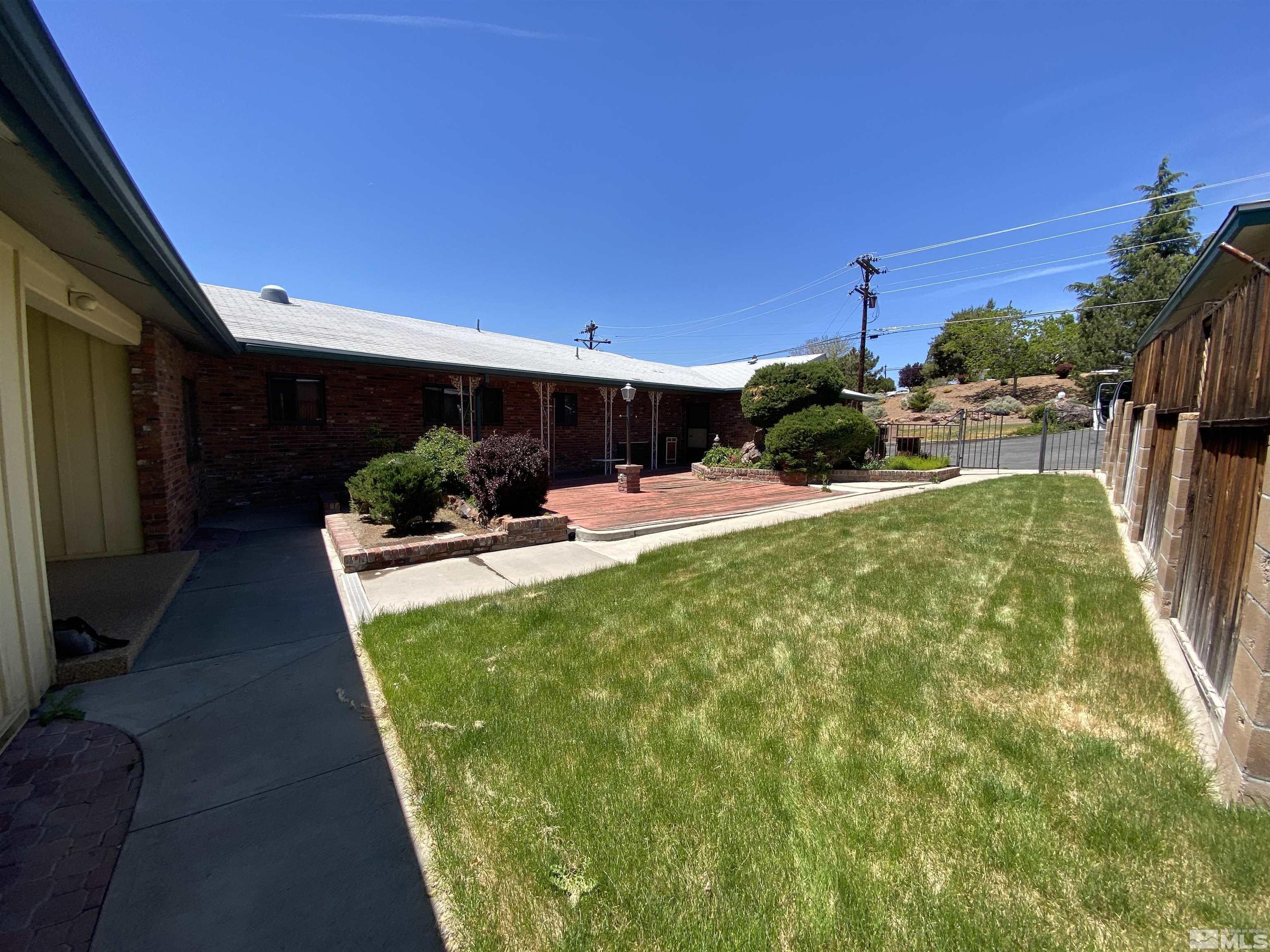 3065 Windermere Road Sparks, NV 89431 - Photo 9 of 32 Photo 9