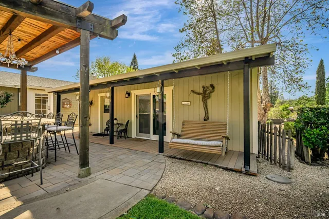 $2,100,000 | 6276 Old Redwood Highway, Santa Rosa, CA 95403