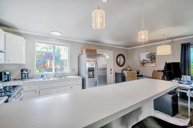 $2,100,000 | 6276 Old Redwood Highway, Santa Rosa, CA 95403