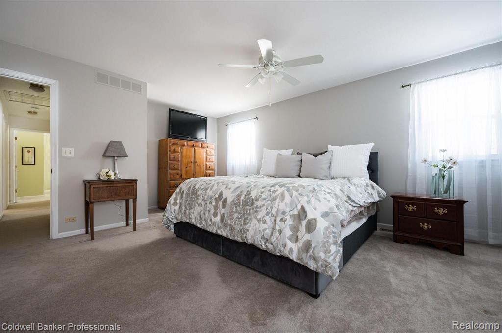 1362 West Fairview Lane Rochester Hills, MI 48306 - Photo 21 of 35