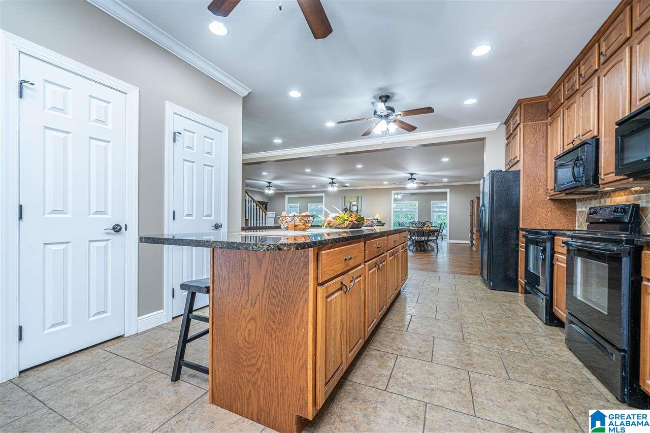 90 Cyprus Circle Sylacauga, AL 35151 - Photo 6 of 49