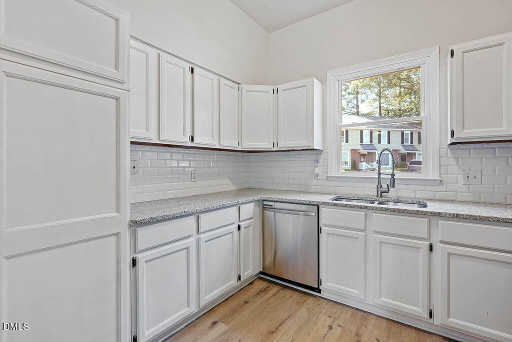6102 Highcastle Court Raleigh, NC 27613 - Photo 10 of 36 done6102highcastle-10