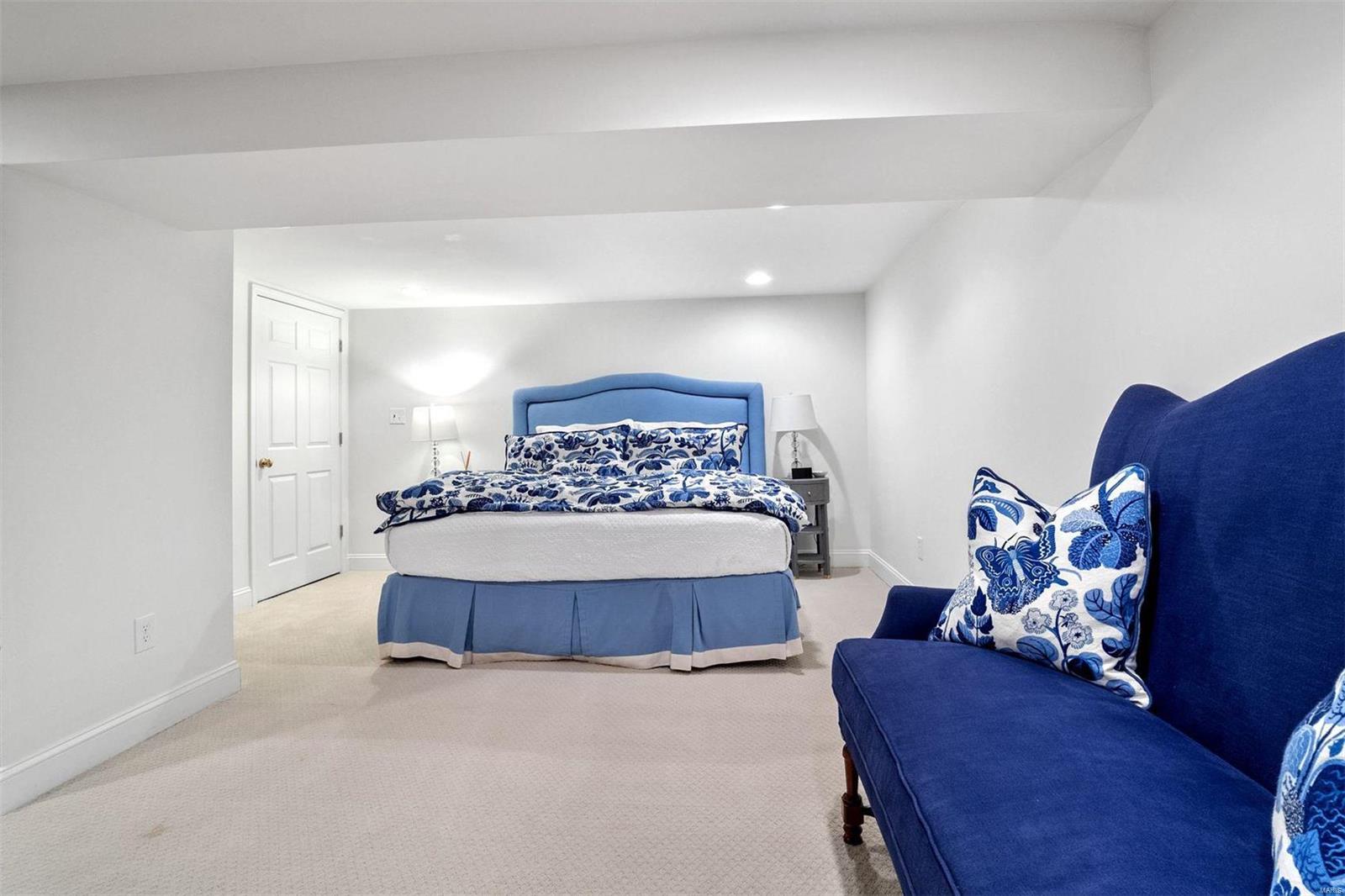 403 Hammersmith Road Creve Coeur, MO 63141 - Photo 24 of 39