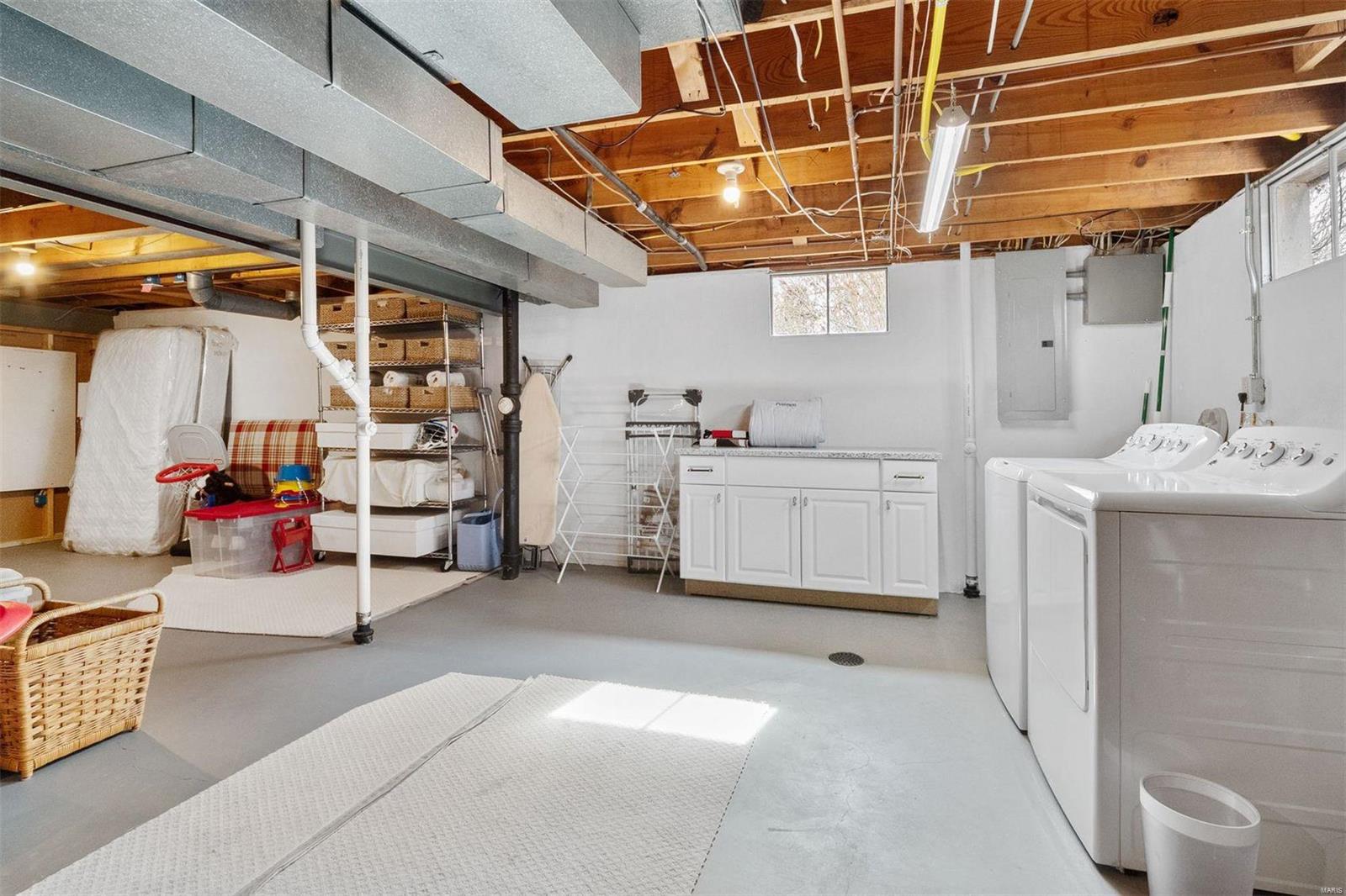 403 Hammersmith Road Creve Coeur, MO 63141 - Photo 27 of 39