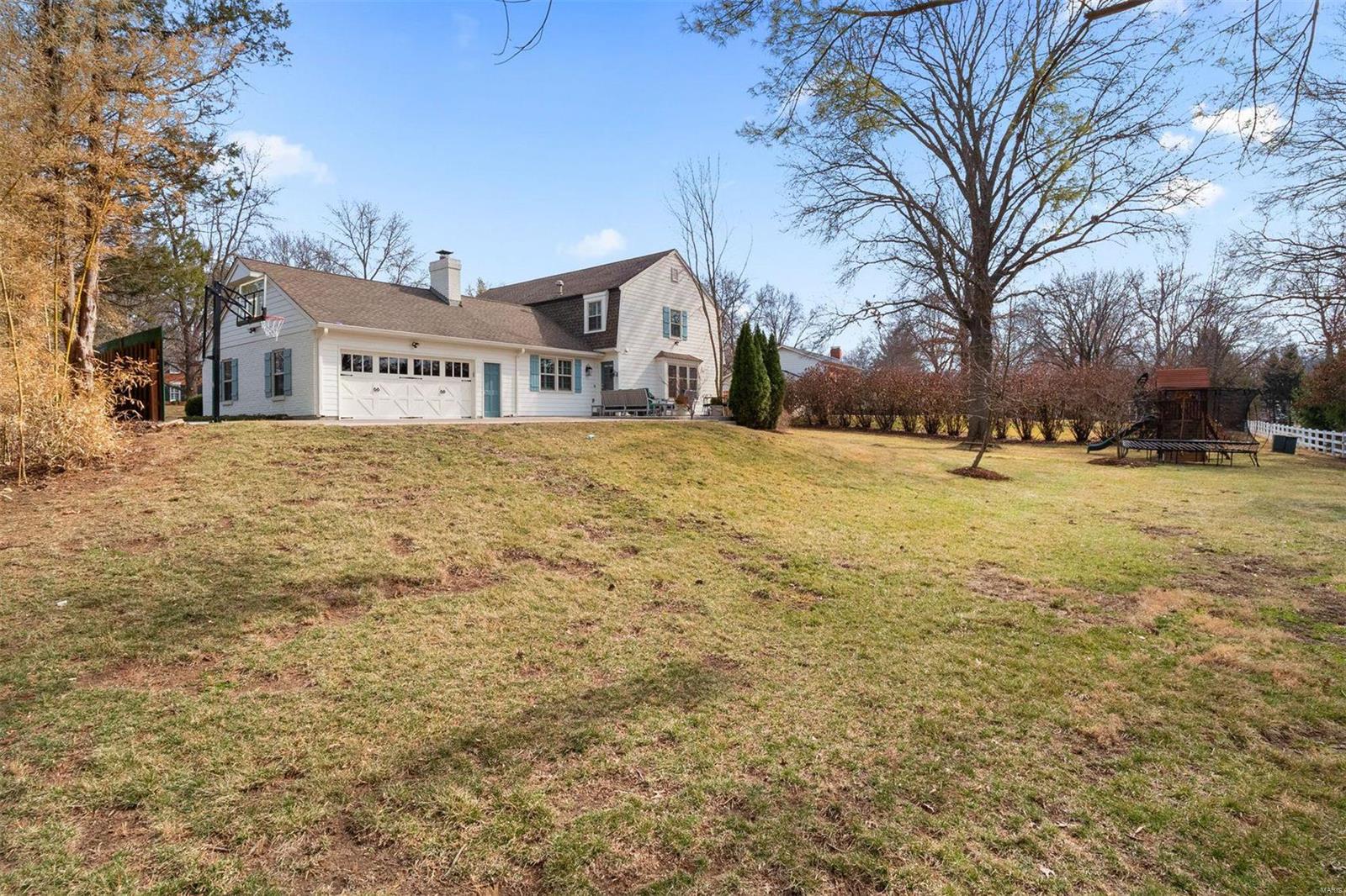 403 Hammersmith Road Creve Coeur, MO 63141 - Photo 31 of 39