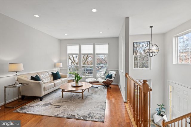 $831,000 | 3909 Elbert Avenue, Alexandria, VA 22305