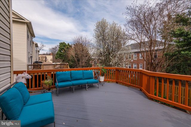 $831,000 | 3909 Elbert Avenue, Alexandria, VA 22305