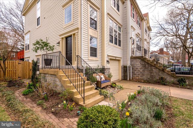 $831,000 | 3909 Elbert Avenue, Alexandria, VA 22305
