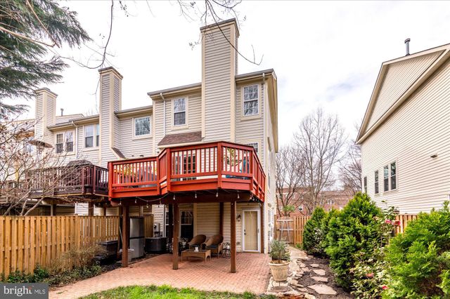 $831,000 | 3909 Elbert Avenue, Alexandria, VA 22305