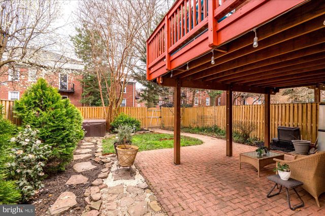 $831,000 | 3909 Elbert Avenue, Alexandria, VA 22305