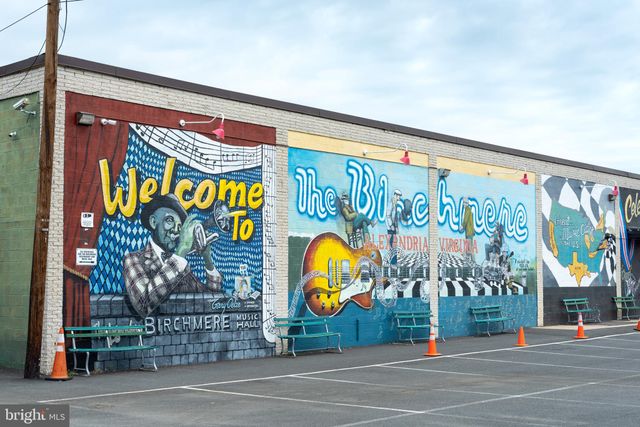 $831,000 | 3909 Elbert Avenue, Alexandria, VA 22305