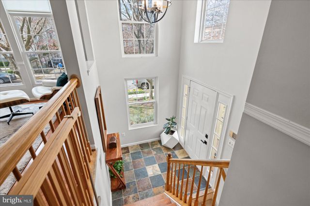 $831,000 | 3909 Elbert Avenue, Alexandria, VA 22305