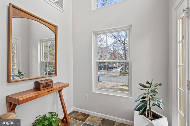 $831,000 | 3909 Elbert Avenue, Alexandria, VA 22305