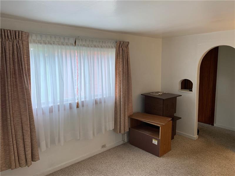 614 Beech Road Pittsburgh, PA 15239 - Photo 11 of 18
