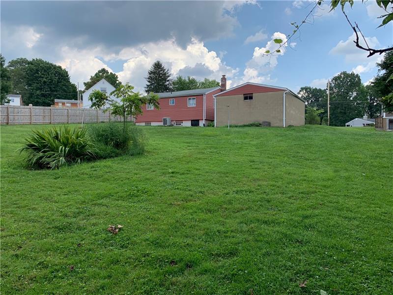 614 Beech Road Pittsburgh, PA 15239 - Photo 6 of 18