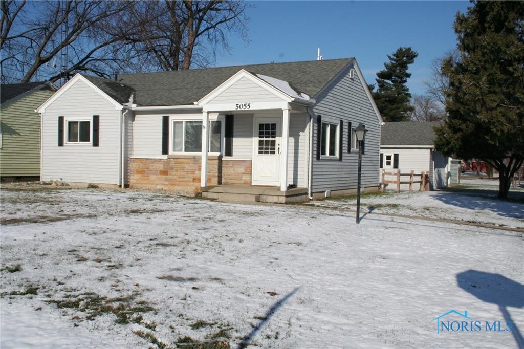 5055 Bay Shore Road Oregon, OH 43616 - Photo 17 of 23 Gallery Image 17