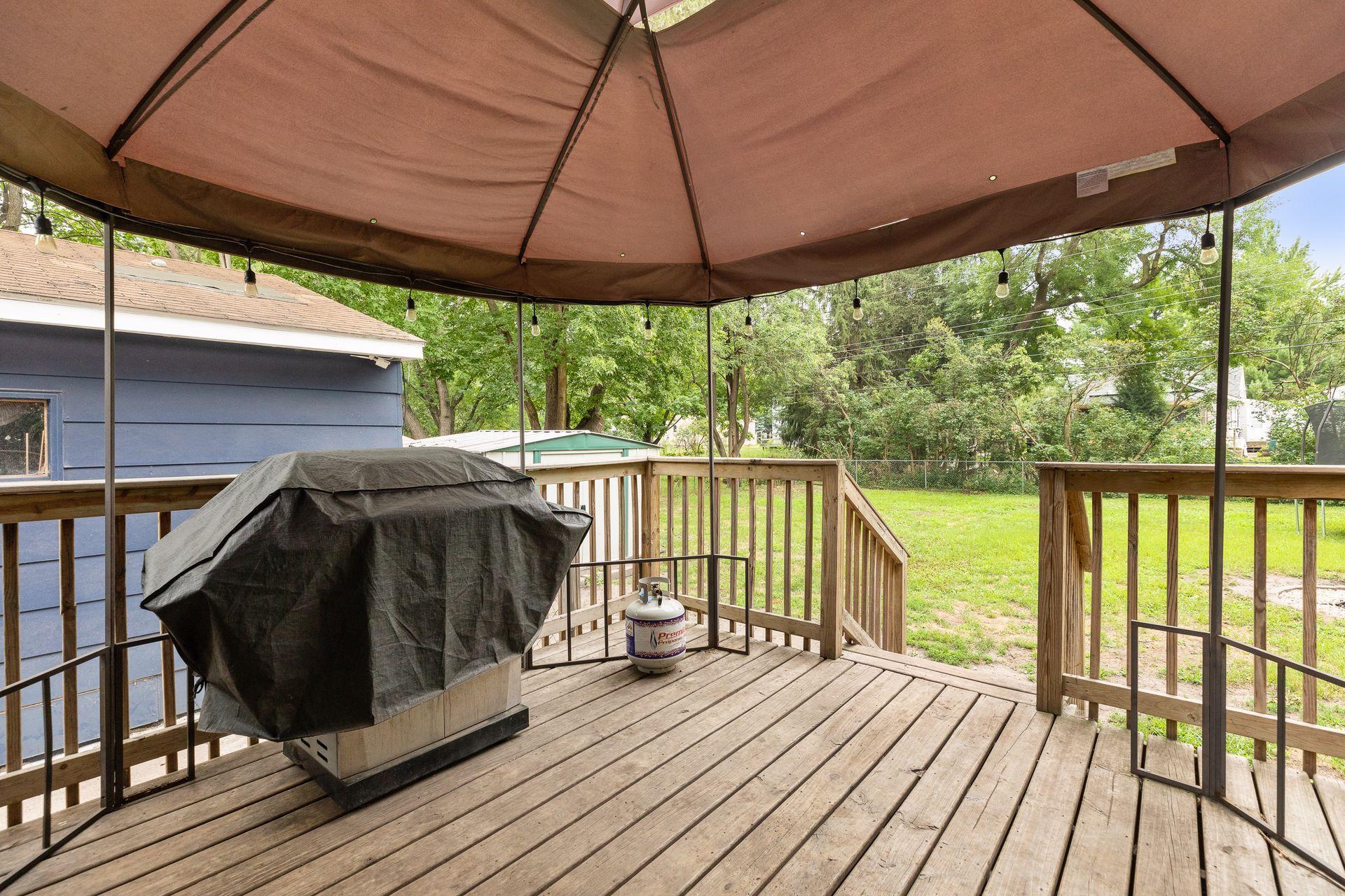 2244 Hillview Road Mounds View, MN 55112 - Photo 25 of 32 Gallery Image 25