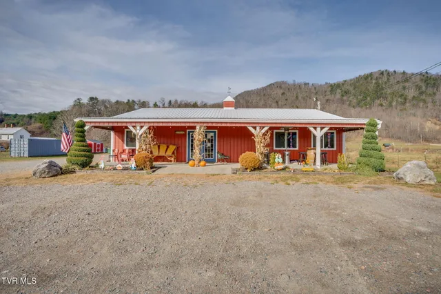 $850,000 | 4020 Roan Creek Road, Unit 1, Mountain City, TN 37683