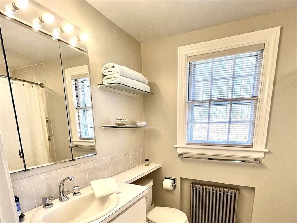 79 Monadnock Road Worcester, MA 01605 - Photo 22 of 29 Gallery Image 22