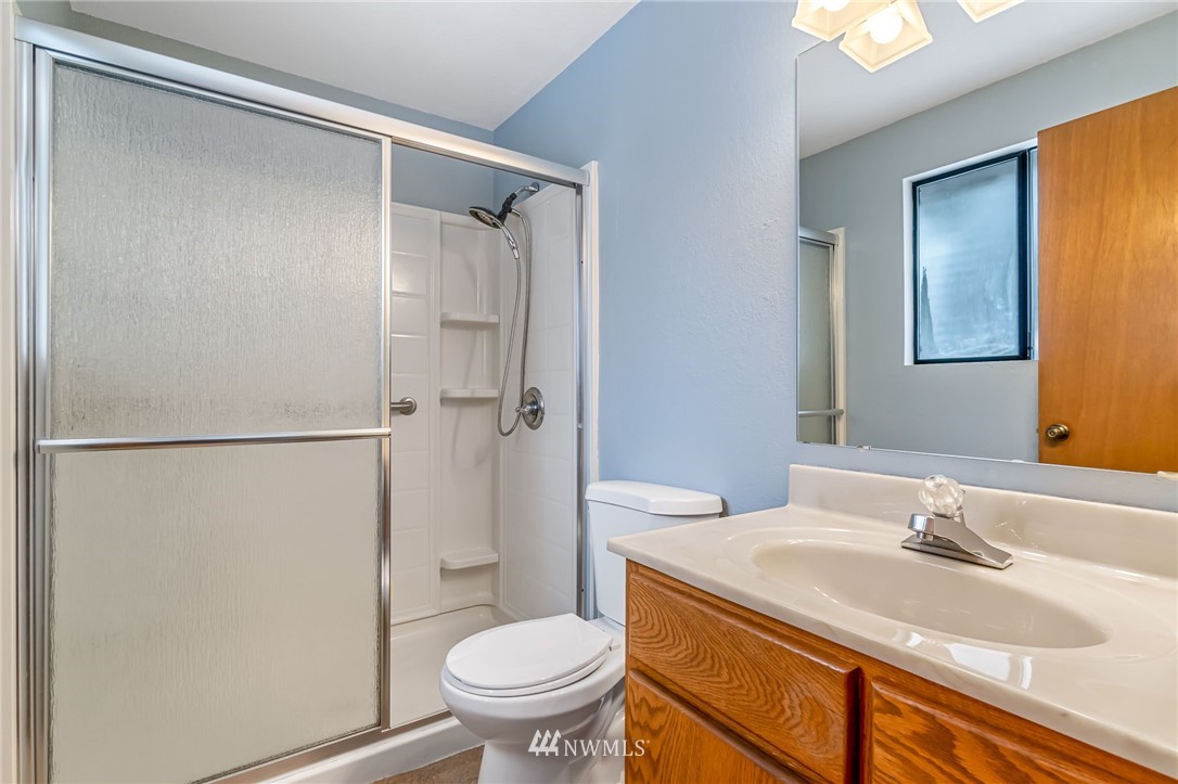 2222 236th Street Southeast Bothell, WA 98021 - Photo 20 of 32