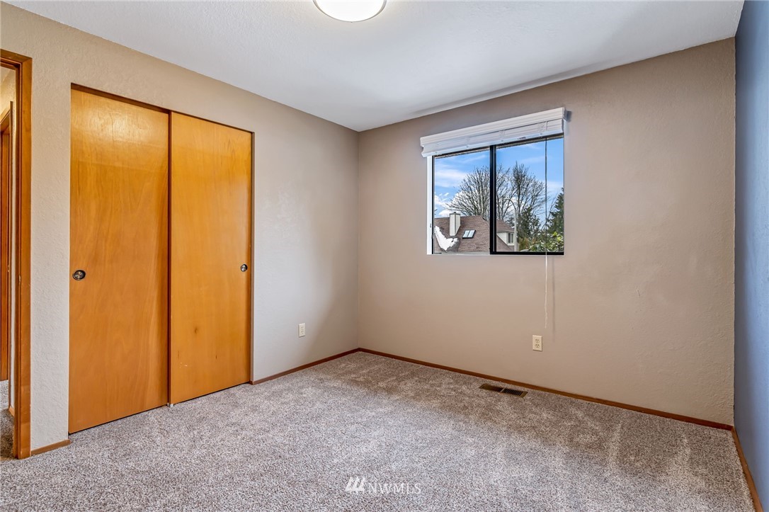 2222 236th Street Southeast Bothell, WA 98021 - Photo 22 of 32