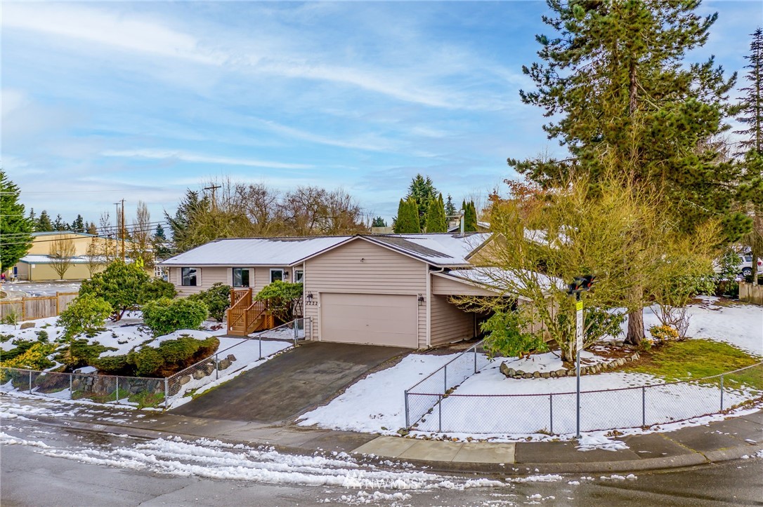 2222 236th Street Southeast Bothell, WA 98021 - Photo 30 of 32