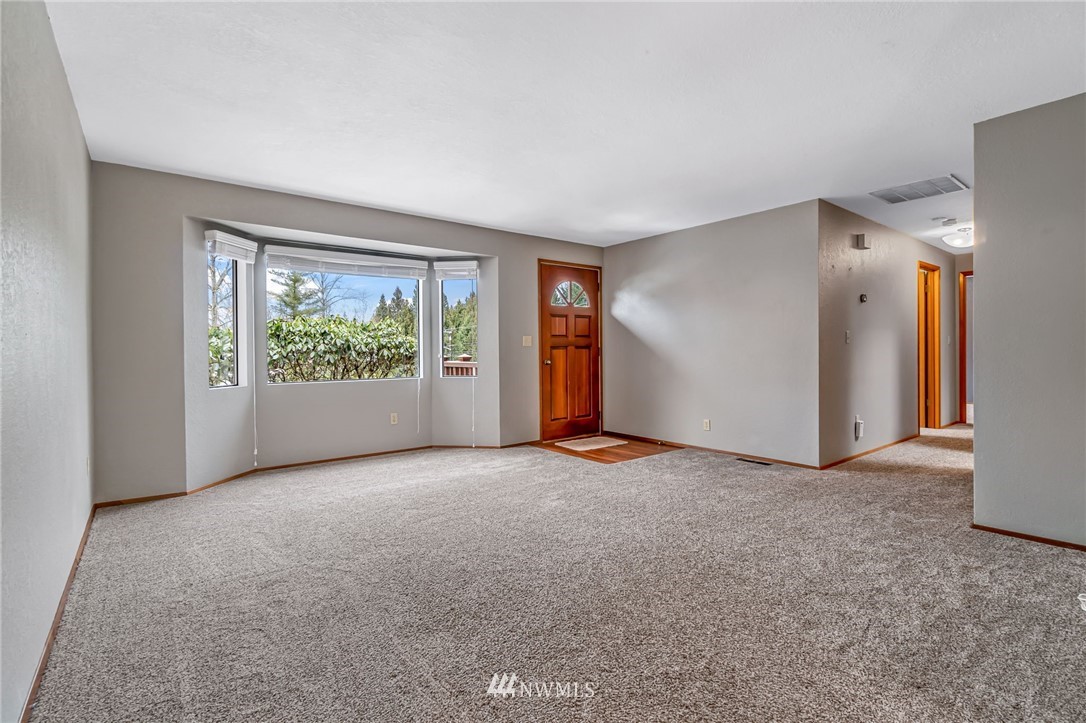 2222 236th Street Southeast Bothell, WA 98021 - Photo 5 of 32