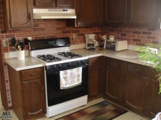 7244 Flamingo Road Algonac, MI 48001 - Photo 12 of 13 31139448-11.JPG