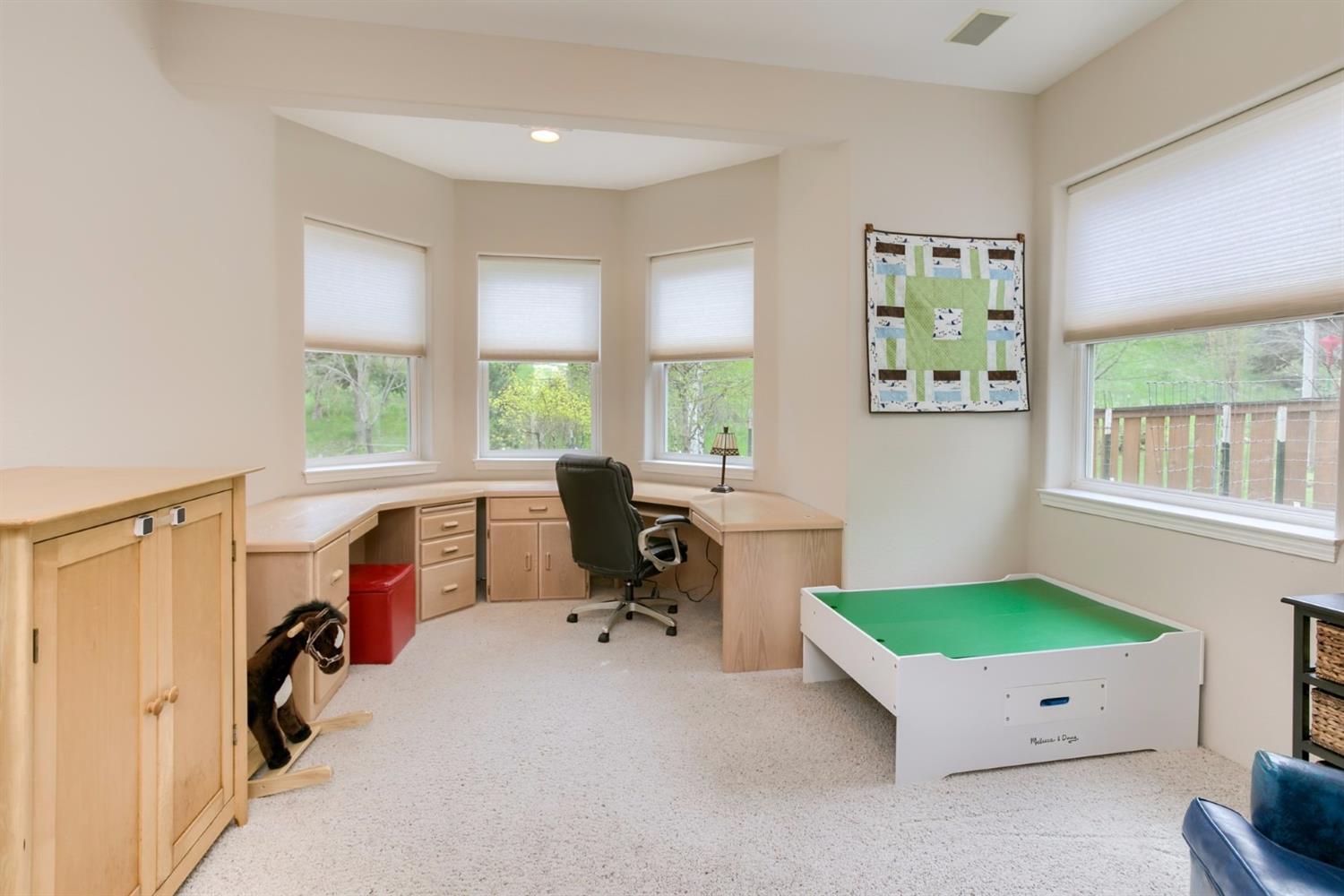792 Roca Street Ashland, OR 97520 - Photo 26 of 32 Additional Photo