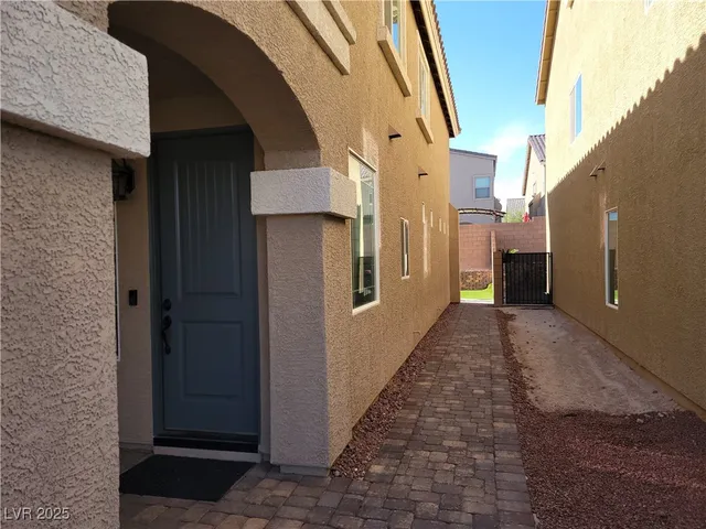 $2,545 | 9845 Mercer Ests Court, Las Vegas, NV 89141