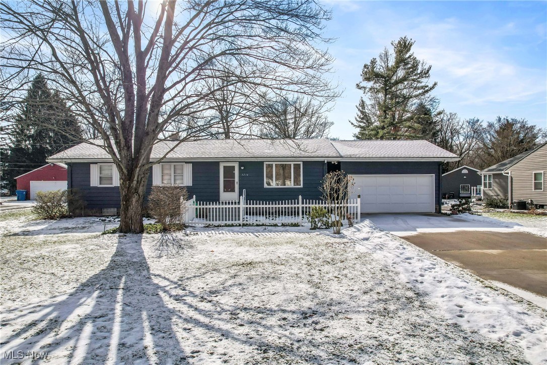 3210 Oser Road Norton, OH 44203 - Photo 2 of 47 Ranch-style house featuring a garage