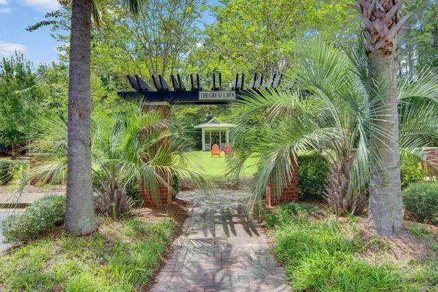 $2,475 | 2021 Basildon Road, Unit 2021, Mount Pleasant, SC 29466