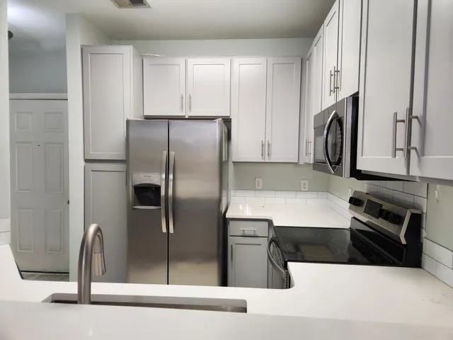 $2,475 | 2021 Basildon Road, Unit 2021, Mount Pleasant, SC 29466