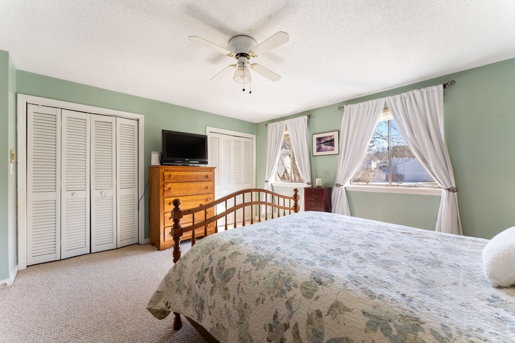 33 Apple Tree Hill Road, Unit 33 Hopkinton, MA 01748 - Photo 18 of 41 Gallery Image 18