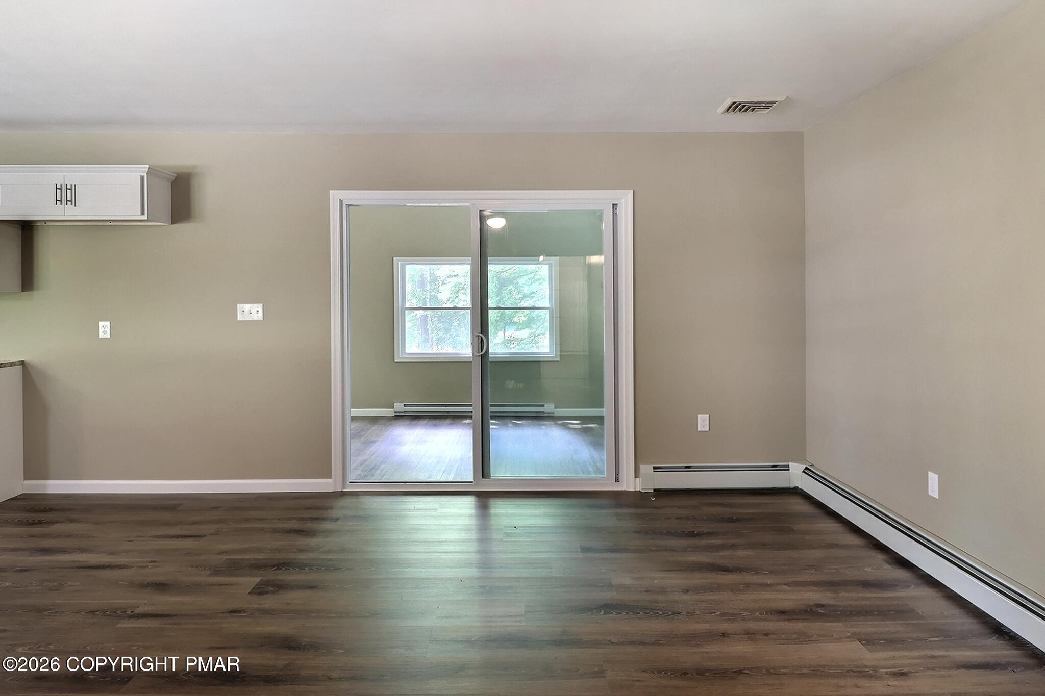 307 Foxglove Road Stroudsburg, PA 18360 - Photo 16 of 41 Family Room