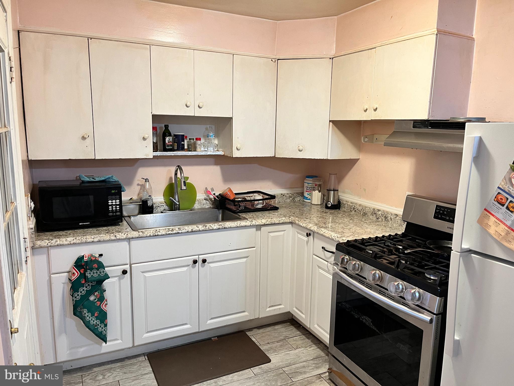 12117 Foley Street Silver Spring, MD 20902 - Photo 5 of 25